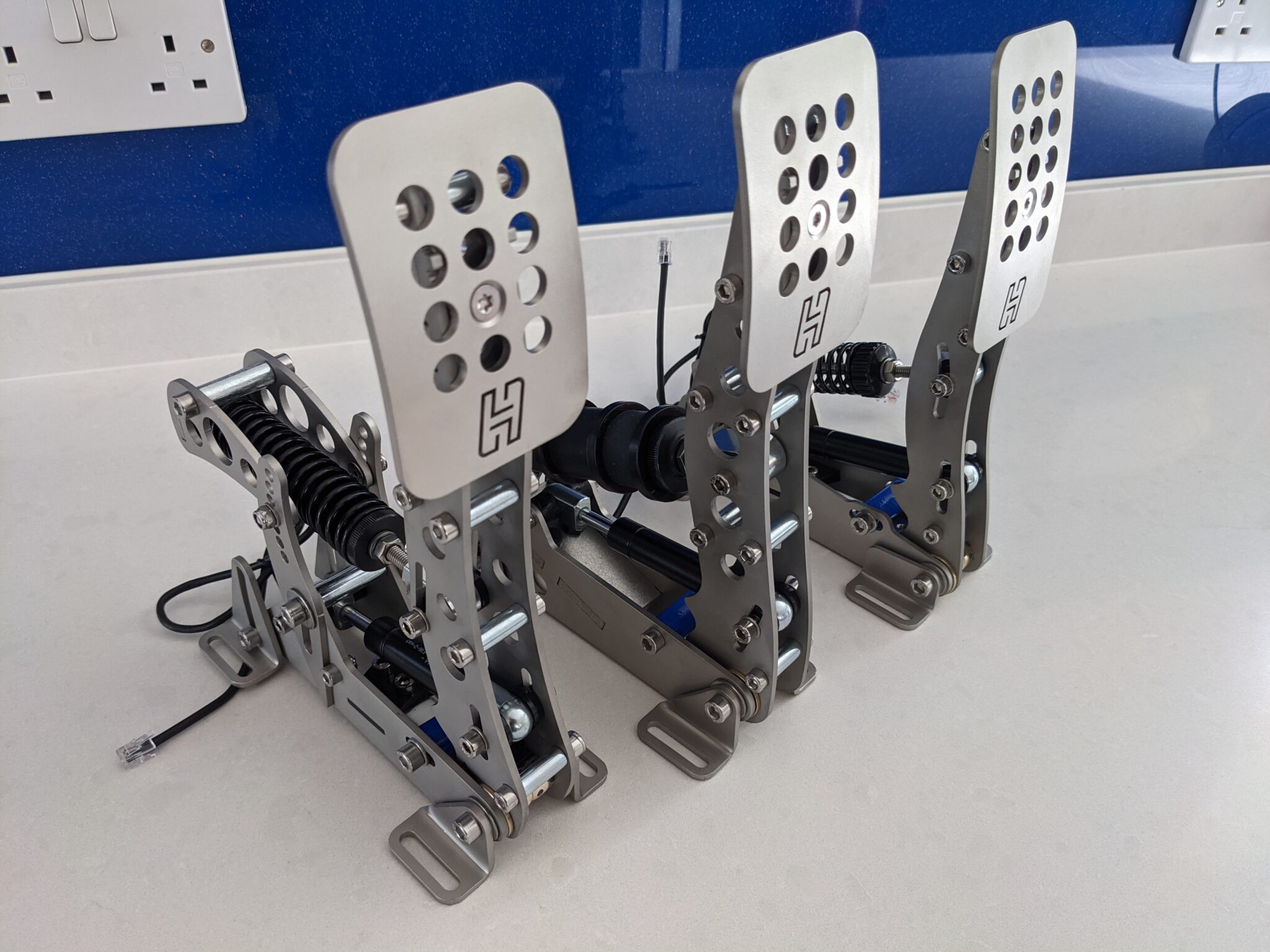Best Sim Racing Pedals – Revolutionizing the Racing Experience