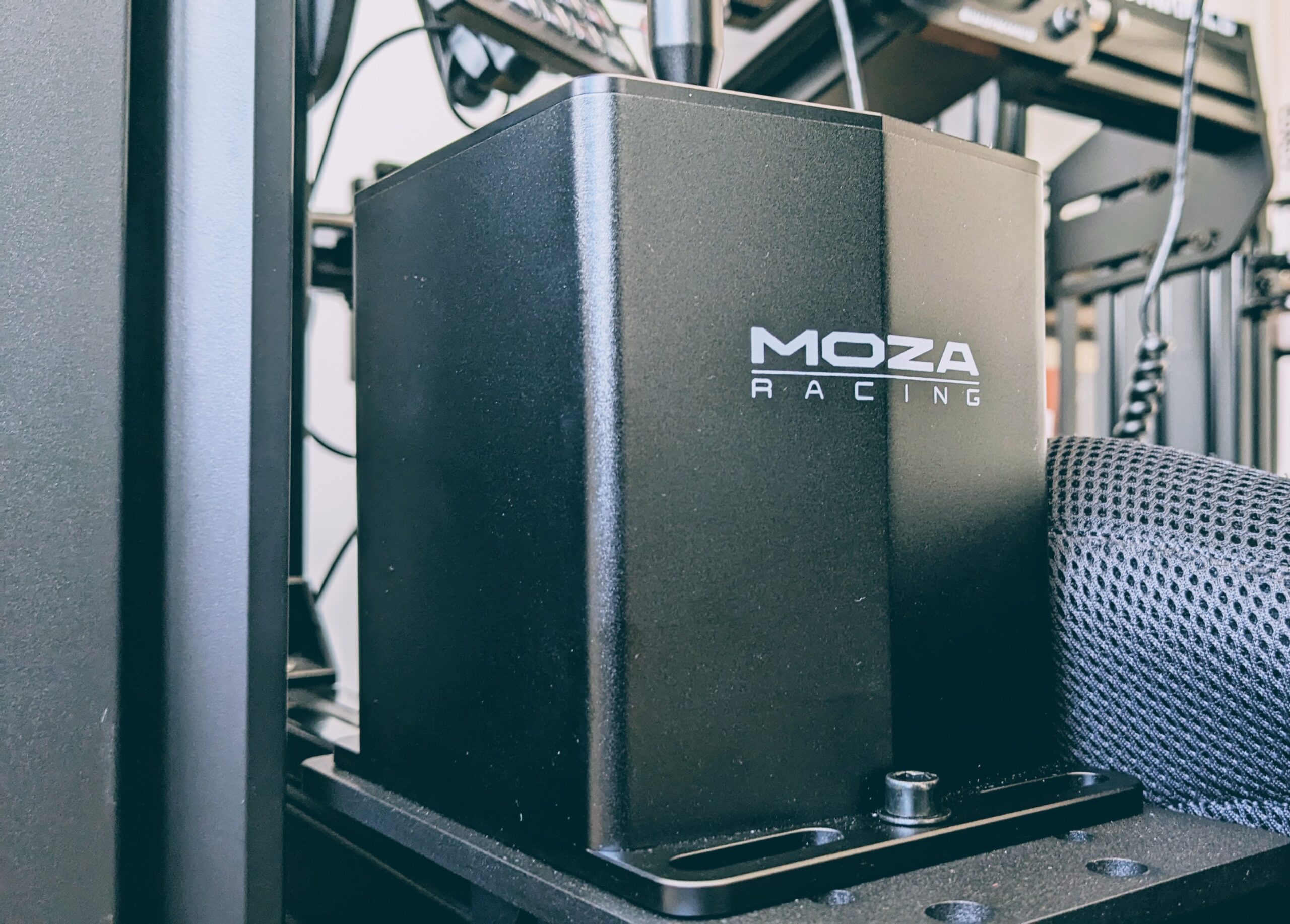 Moza HGP shifter close up
