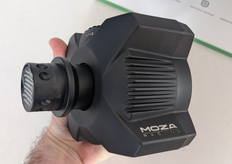 Moza's R3 is a Solid Budget / Beginner Sim Racing Wheel