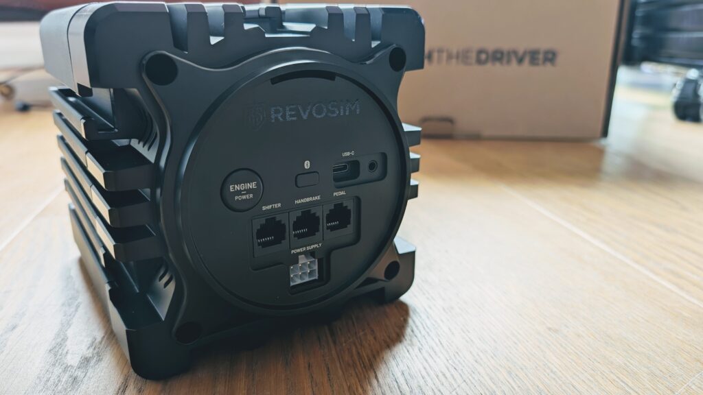 Revosim Pure 9Nm rear sockets: handbrake, shifter,pedals, usb-c and bluetooth pairing button