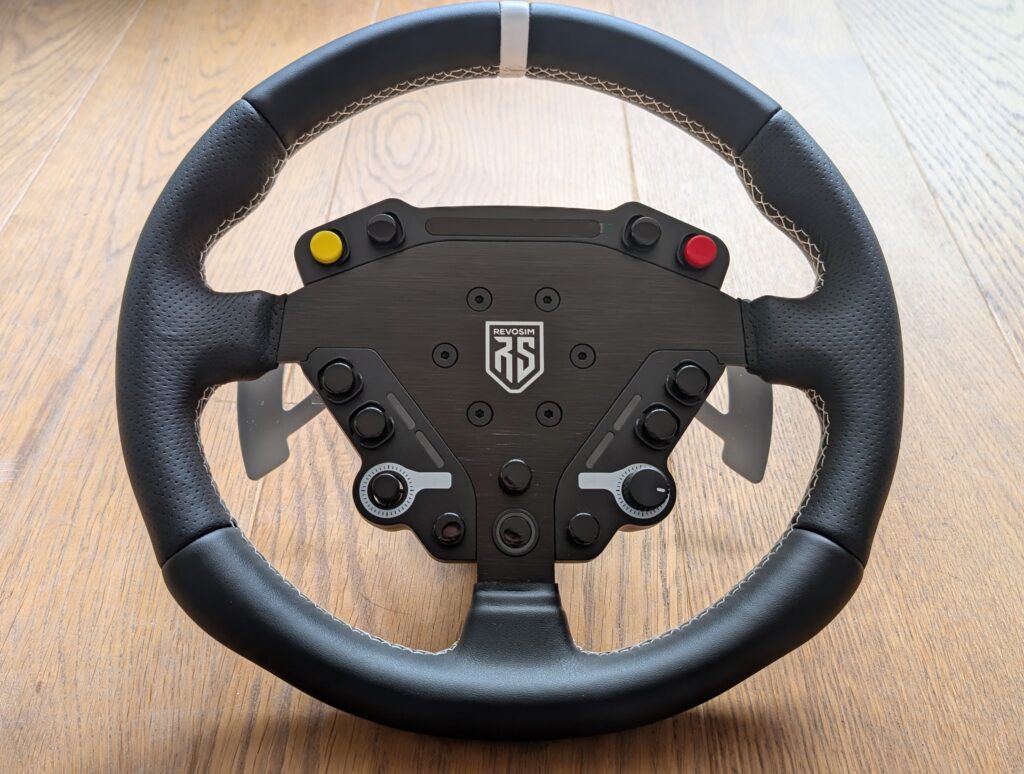 RS PURE STEERING WHEEL