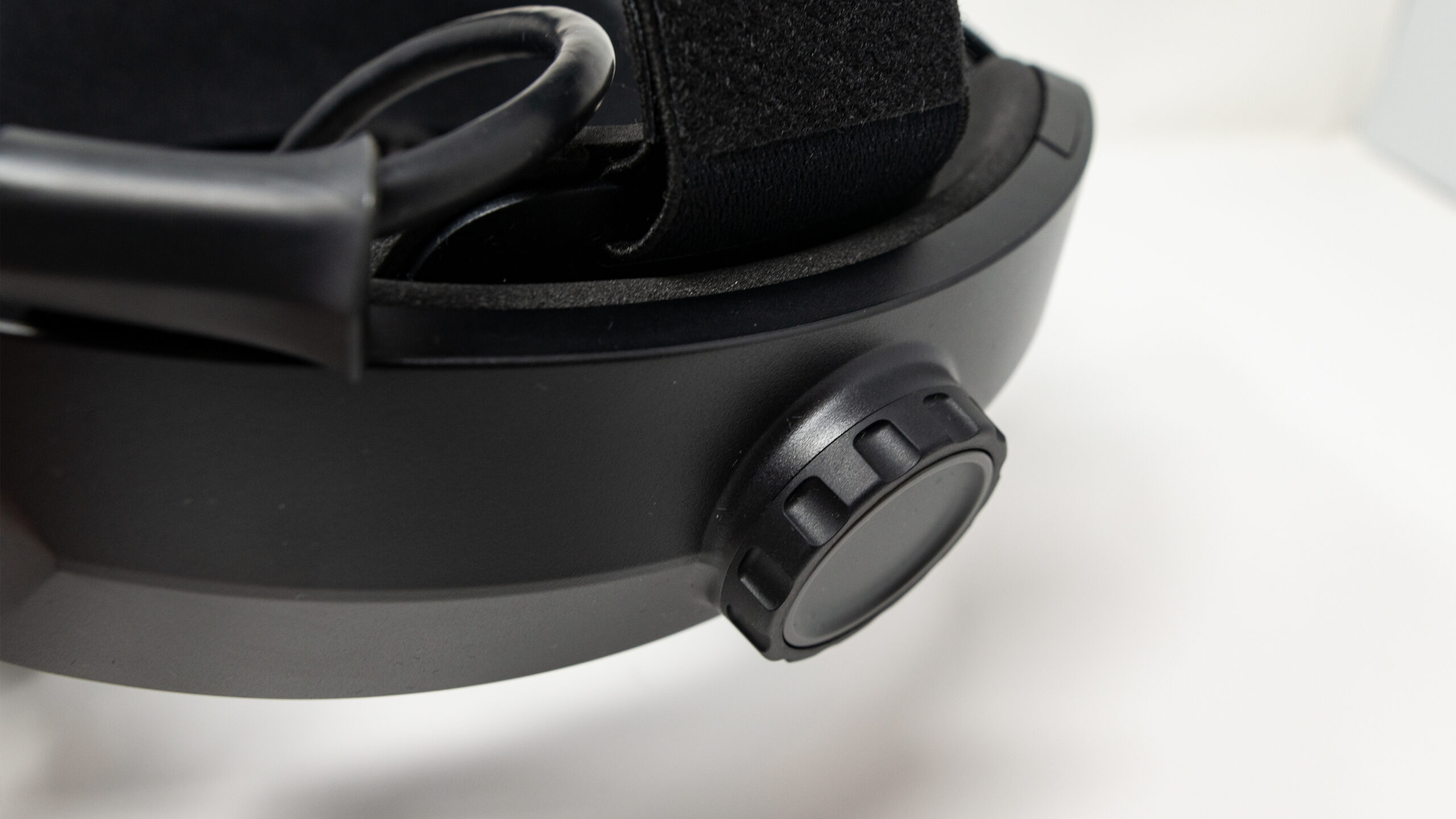 DMAS earphone system